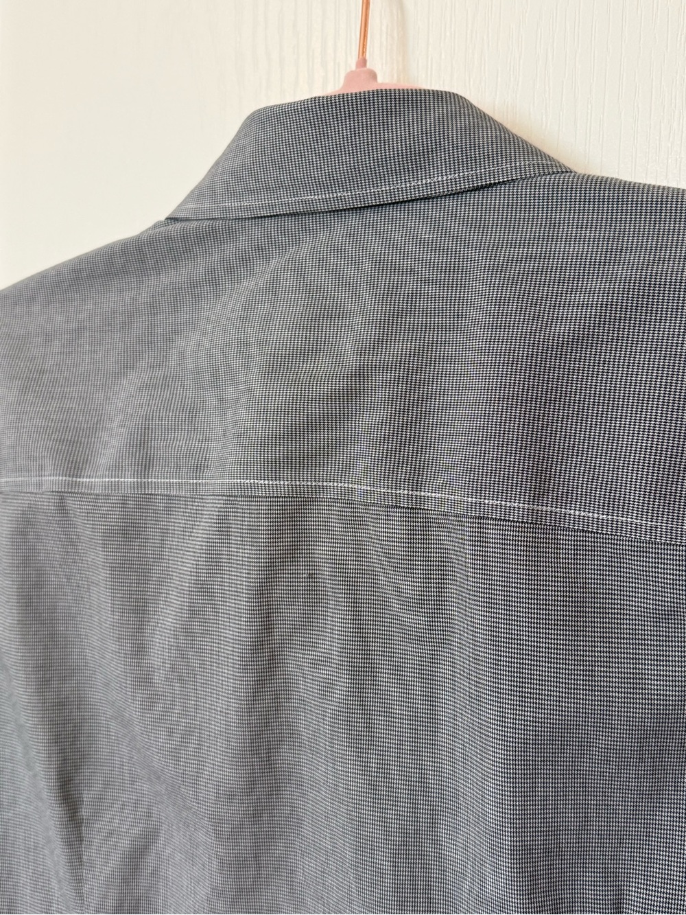 Brooks Brothers Black and White Non-Iron Stretch Women's Button-Down Shirt - Picture 4 of 8
